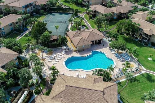 Blind Pass Condo E110 On Beautiful Sanibel Island