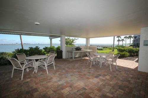 Mariner Pointe #542