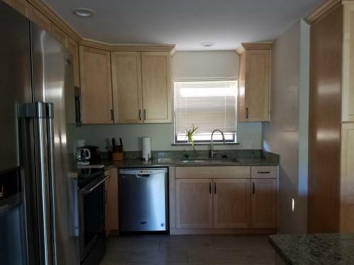 Resort Condo Surrounded By Tropical Vegetation Views - Blind Pass C204