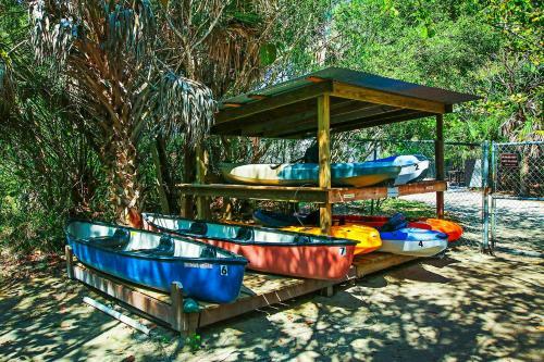 Resort Condo Surrounded By Tropical Vegetation Views - Blind Pass C204