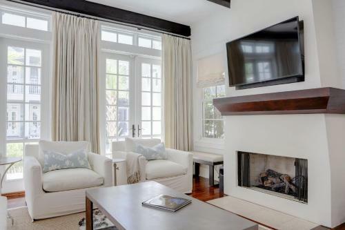 Our Happy Place - 50 Venice Circle By Dune Vacation Rentals