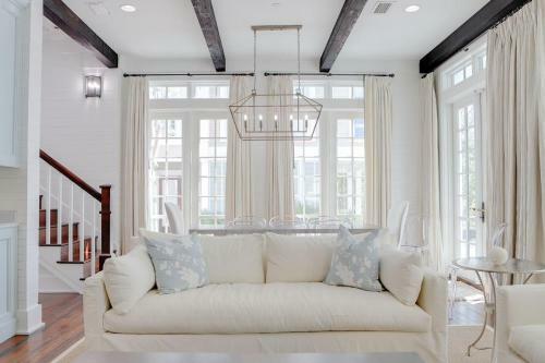 Our Happy Place - 50 Venice Circle By Dune Vacation Rentals