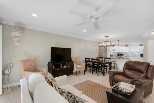 Sea Bluff 14 By Realjoy Vacations