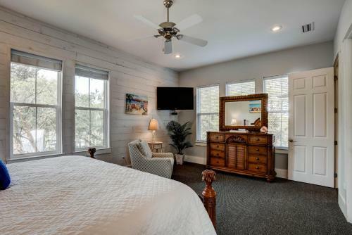 Summers Edge: Miracle On 30a