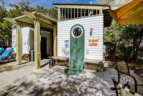 Summers Edge: Miracle On 30a