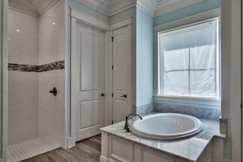 Bella Veranda - 110 Tumblehome Way By Dune Vacation Rentals