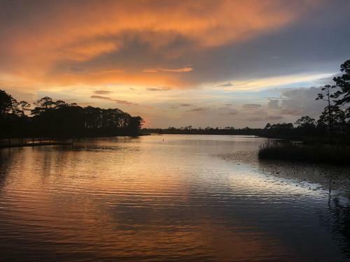 Watercolor By Dune Vacation Rentals - Scrub Oak Lake District