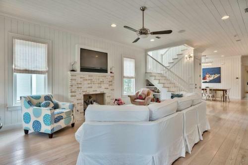 Watercolor By Dune Vacation Rentals - Scrub Oak Lake District