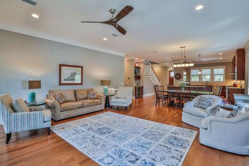 Gulf Dreams By Bliss Beach Rentals