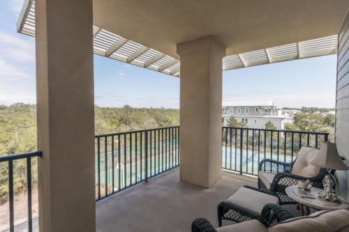 1732 W County Hwy 30a Unit 401