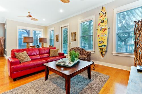 4 Bed 3 Bath Vacation Home In Seagrove, Fl