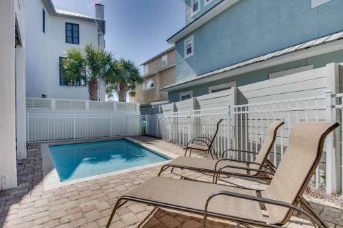 Private Pool, Private Beach Access Point, Beach Music- A Seagrove Delight!