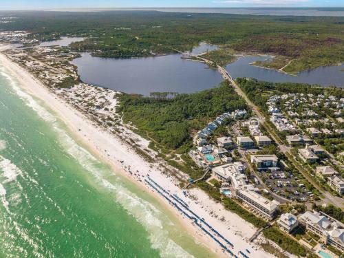 Watercolor By Dune Vacation Rentals - Beach District