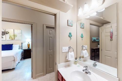 Seagrove Highlands 1102