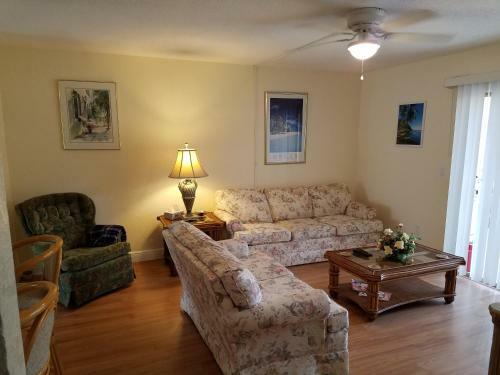 South Sarasota Apartment