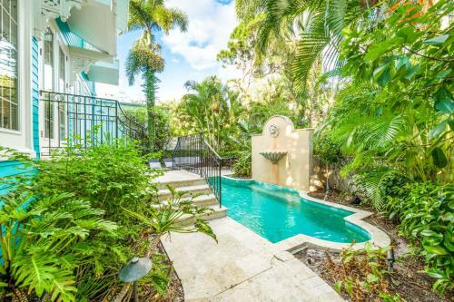 The Key West Cottage