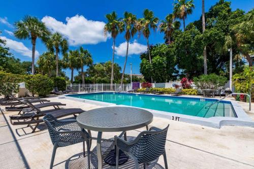 Siesta Bayside By Pool & Tennis