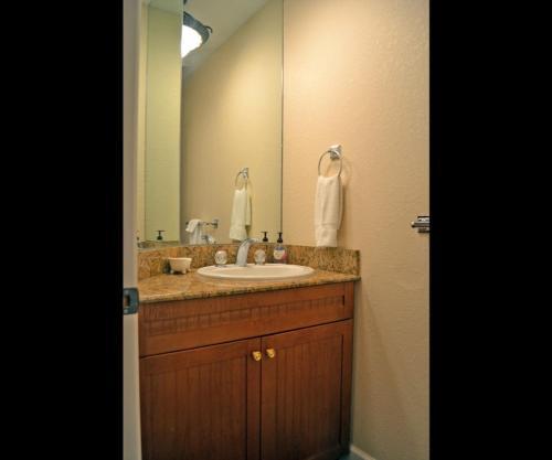 Siesta Avenida Townhome 5208