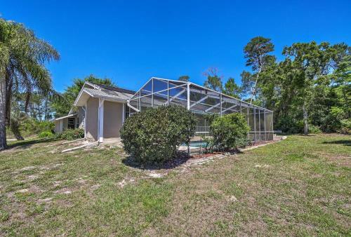Spring Hill Home With Lanai About 1 Mi To Weeki Wachee