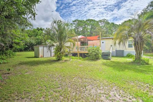 House With Deck And Fireplace, Walk To State Park!