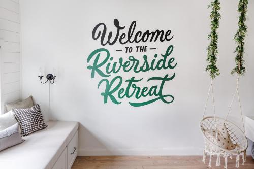 The Riverside Retreat - Near Downtown & Beach! Home