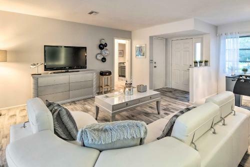 Luxurious Gulf Coast Villa With Pool And Beach Access!