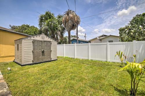 Updated Ybor City Home With Yard Walk To Pool!