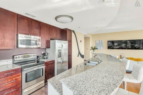 Apartamento Exquisite Polished Panoramic Buckhead Penthouse-designed