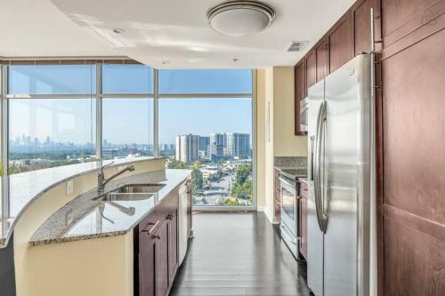 Apartamento Exquisite Polished Panoramic Buckhead Penthouse-designed