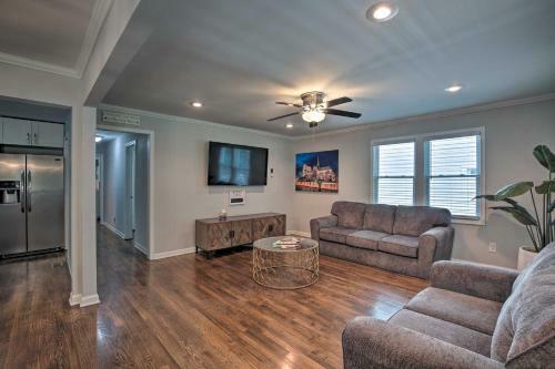 Hip And Spacious Home 5 Miles To Dtwn Atlanta!