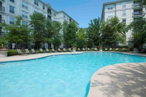Apartamento Buckhead's Finest Location #1