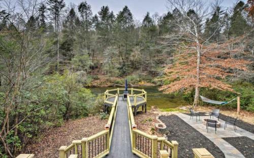 River Serenity By Escape To Blue Ridge