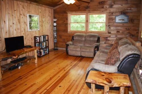 Lazy Creek Retreat