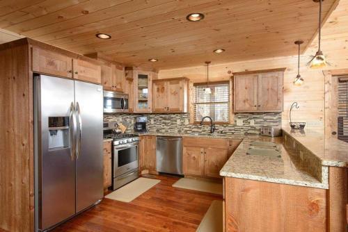 Mountainside Retreat By Escape To Blue Ridge