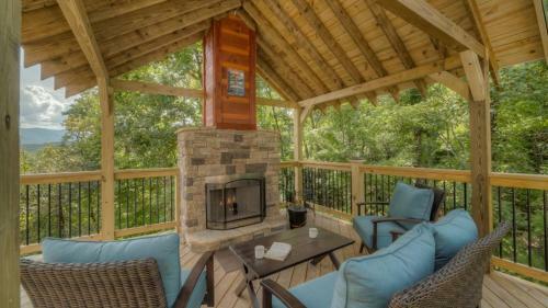 Cubs Cabin By Escape To Blue Ridge