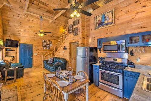 Creekside Cabin In The Blue Ridge Mountains!