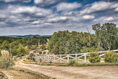 Apartamento Lake Allatoona Area Studio With Pool And Views!