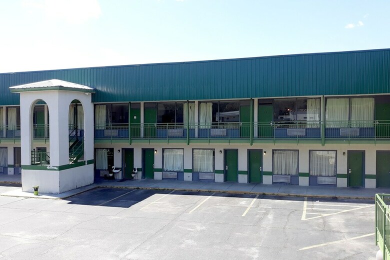 Oyo Hotel Douglas Ga Us-441