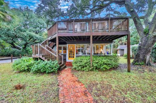 Mosley Cottage