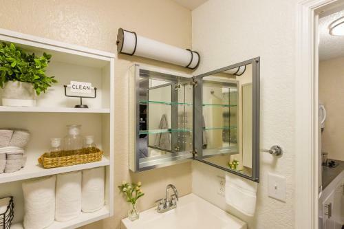 Hotel Intown Suites Extended Stay Atlanta Gwinnet Place