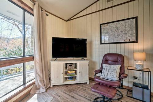 Sky Valley Resort Cabin With Deck And Pool Access