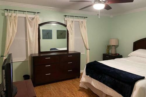 Apartamento Modern Spacious Centrally Located Condo