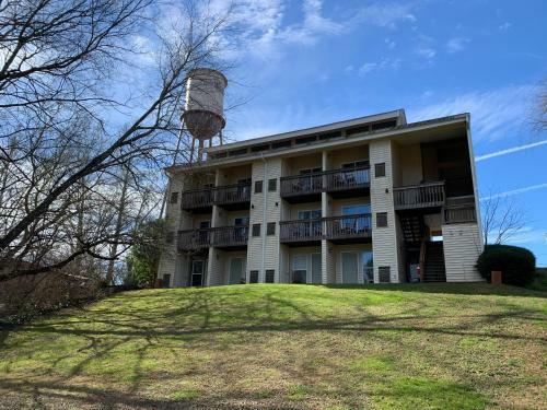 Hotel Woodbridge Inn