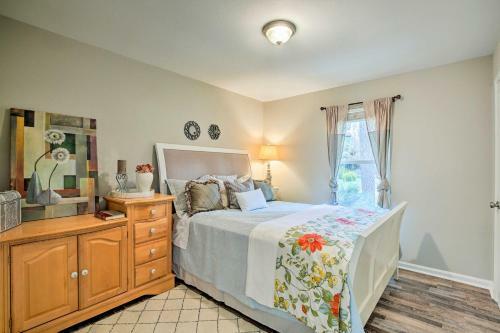 Elegant Mableton Home - Large Groups Welcome!