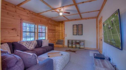 Woodentops By Escape To Blue Ridge