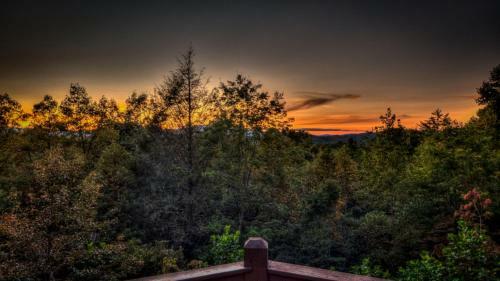 Pinecone Peak By Escape To Blue Ridge