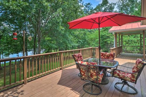 Spacious Lake Sinclair A-frame With Boat Dock And Slip!