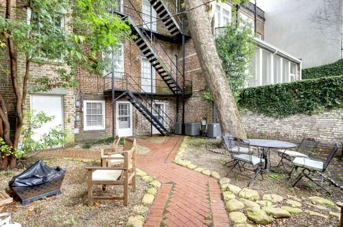 Oglethorpe Estate