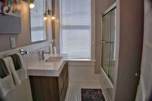 Apartamento Beautiful Brick 2 Bedroom Home