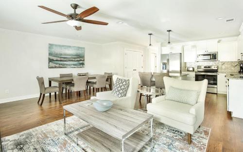 513 Liberty Garden By Lucky Savannah